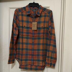 Women’s Toad & Co NWT flannel shirT with orange and blue plaid hues. Size M.